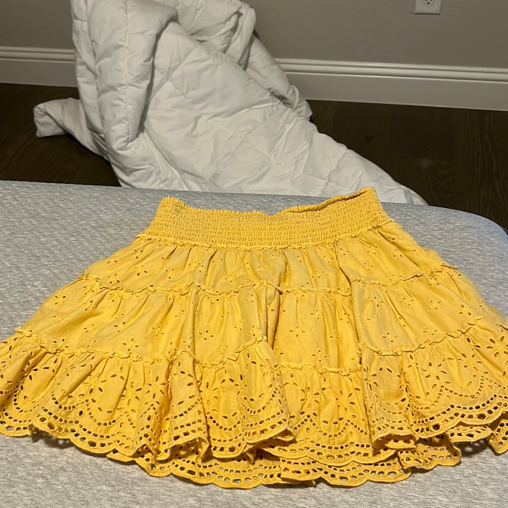 Yellow mini skirt